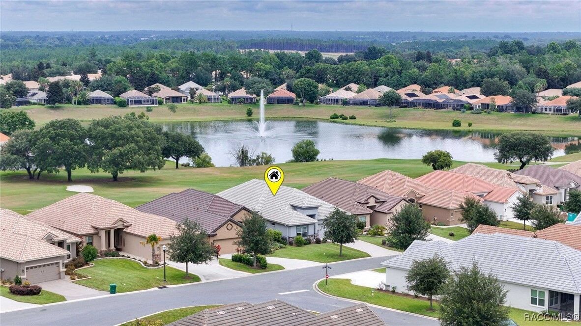 Property Photo: 1343 W Greenmeadow Path FL 34442