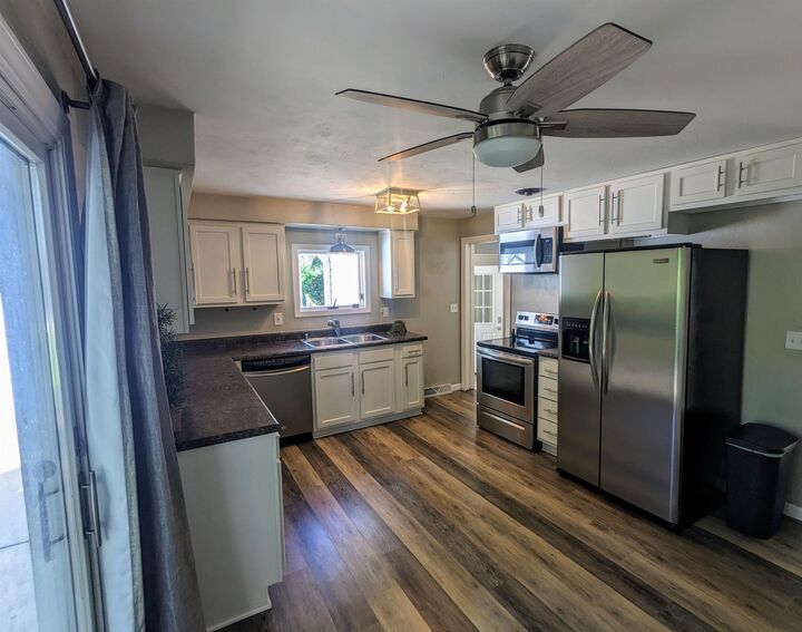 Property Photo: 2015 N Rexford Street WI 54914