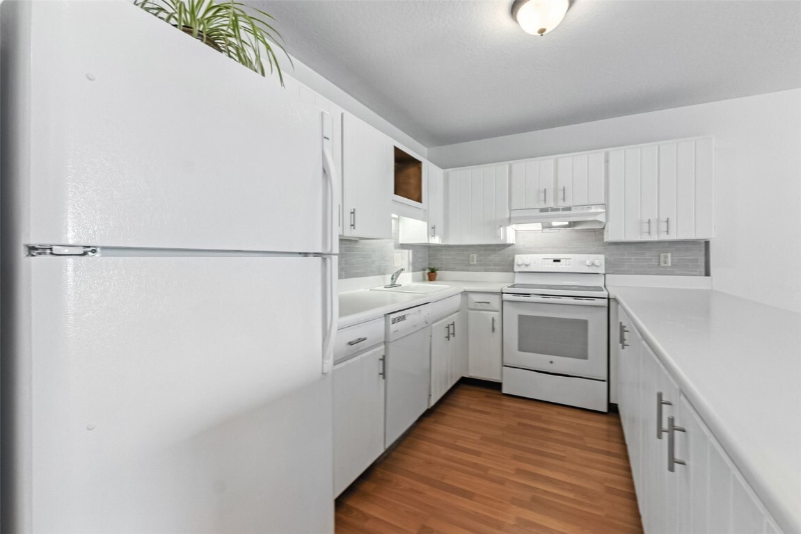 Property Photo: 763 Straight Creek Drive Bb-304 CO 80435