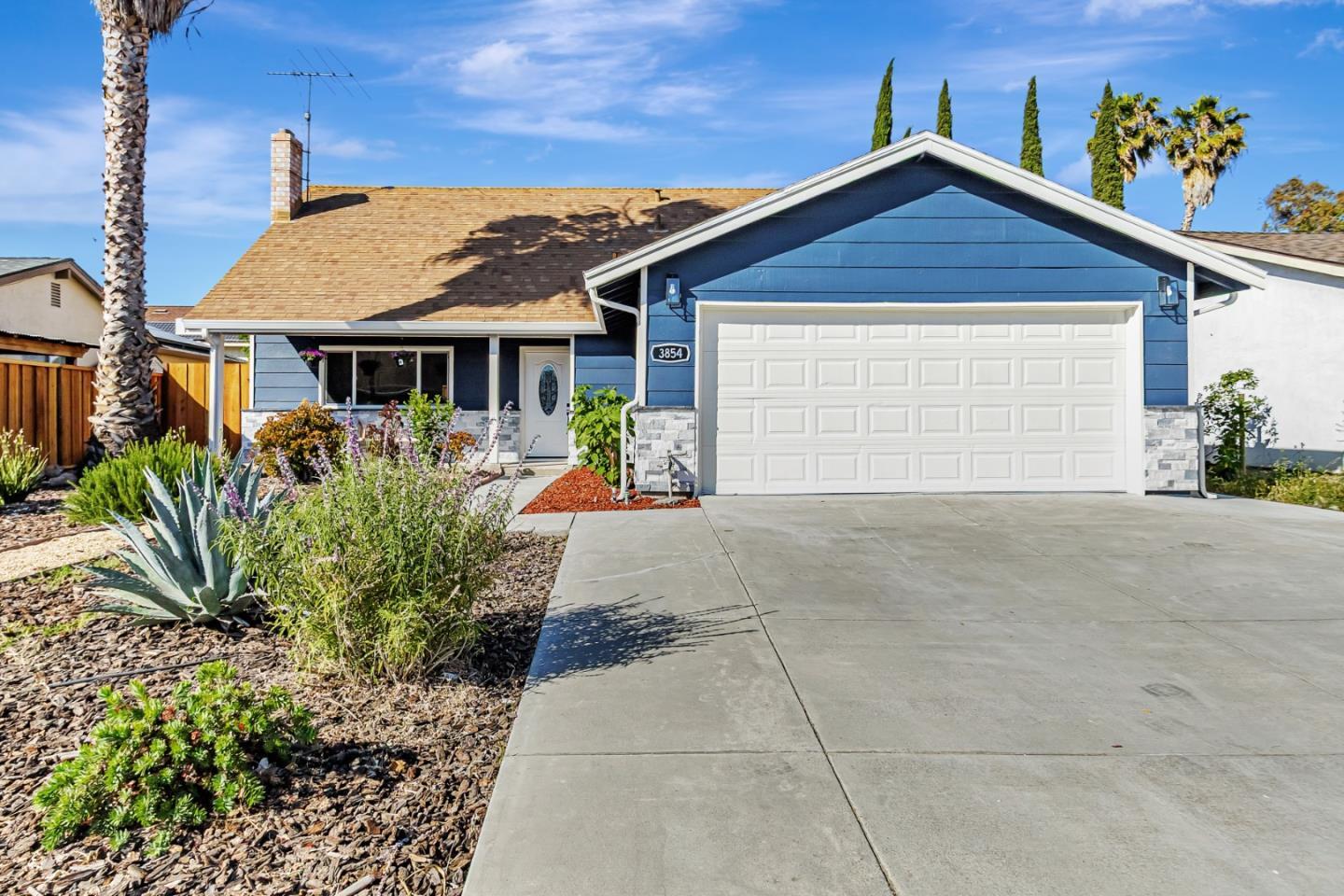 Property Photo:  3854 Deans Place Way  CA 95121 