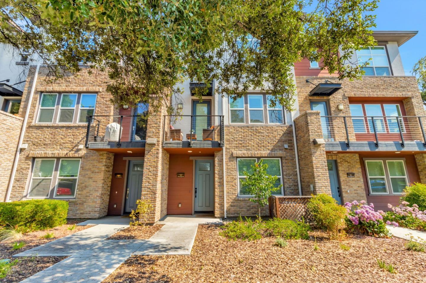 Property Photo:  929 De Guigne Drive 4  CA 94085 