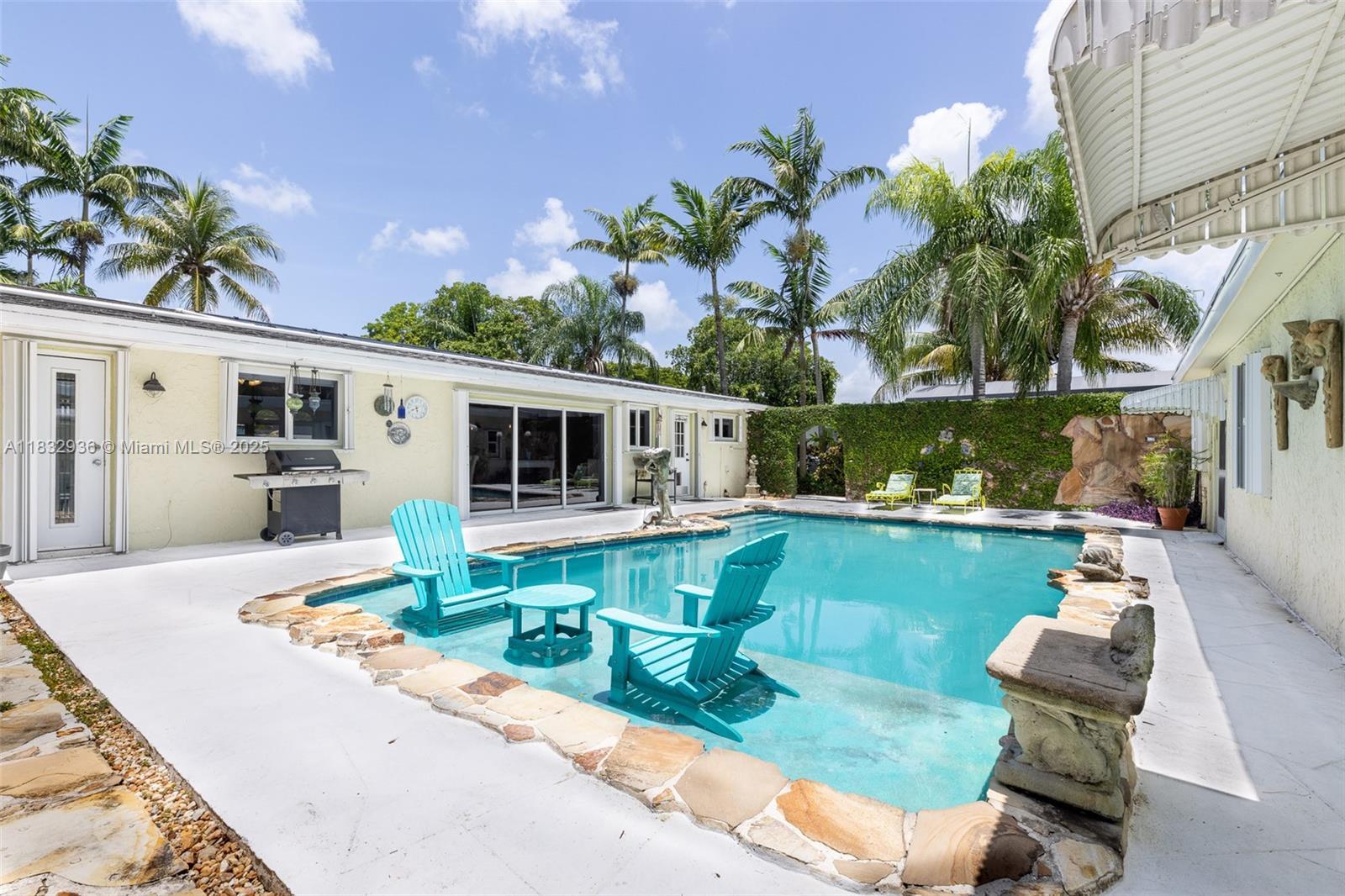 Property Photo:  19521 SW 128th Ct  FL 33177 
