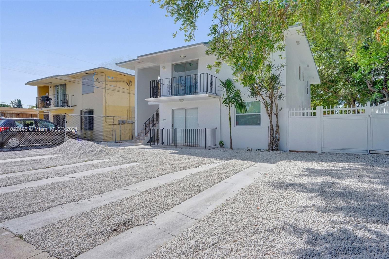 Property Photo:  3290 NW 4th St 3290  FL 33125 