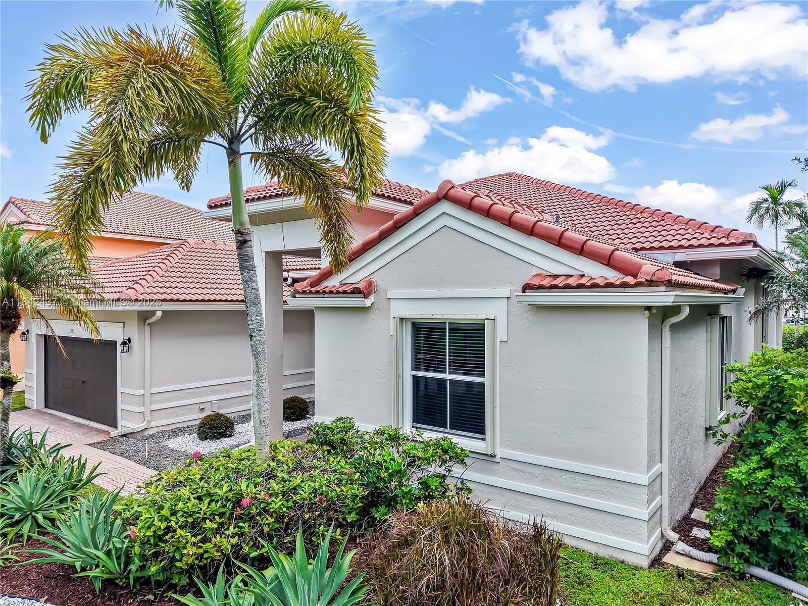 Property Photo:  1590 Osprey Bnd  FL 33327 