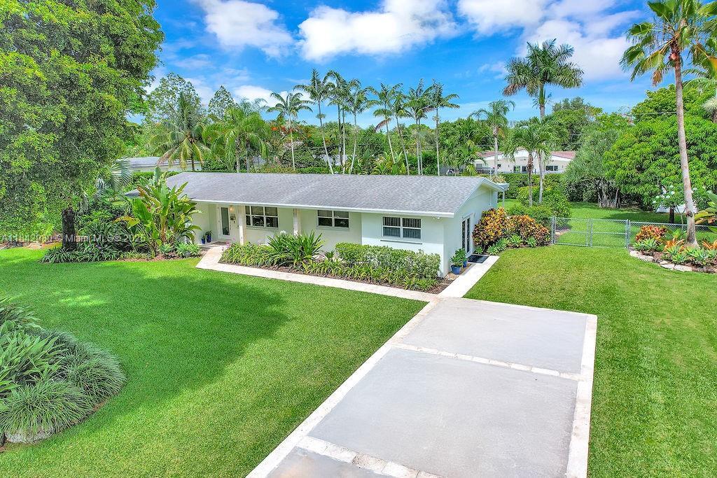 Property Photo:  15730 SW 87th Ct  FL 33157 