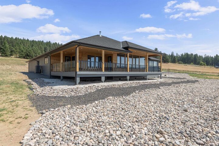 Property Photo: 6957 E Big Meadows Rd WA 99003