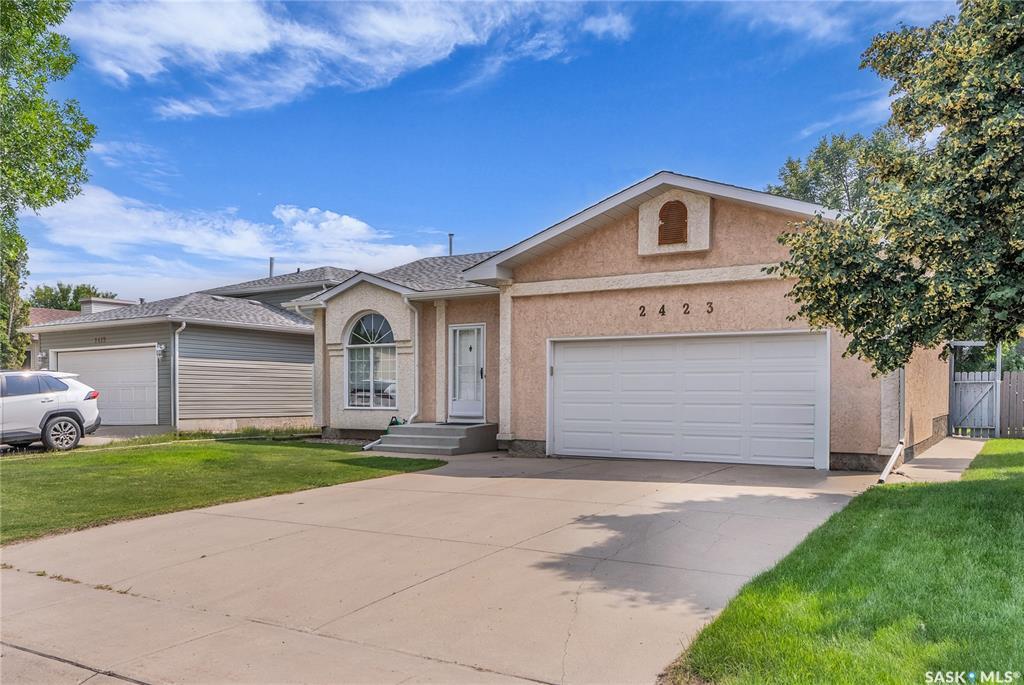 Photo de la propriété:  2423 Kenderdine Road  SK S7N 4A4 