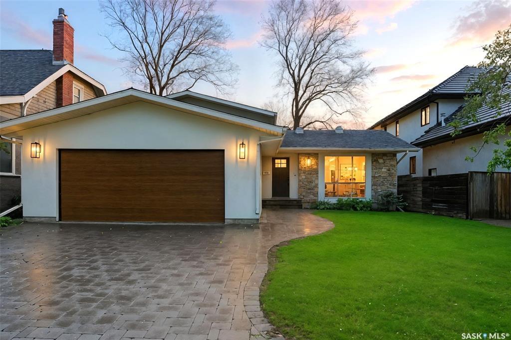 Property Photo: 1116 Elliott Street SK S7N 0V3