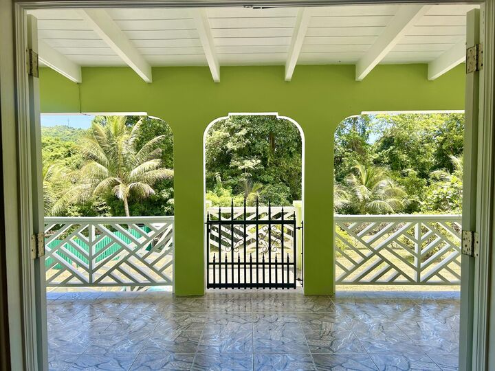 Property Photo: 24 Orange Grove We VI 00840