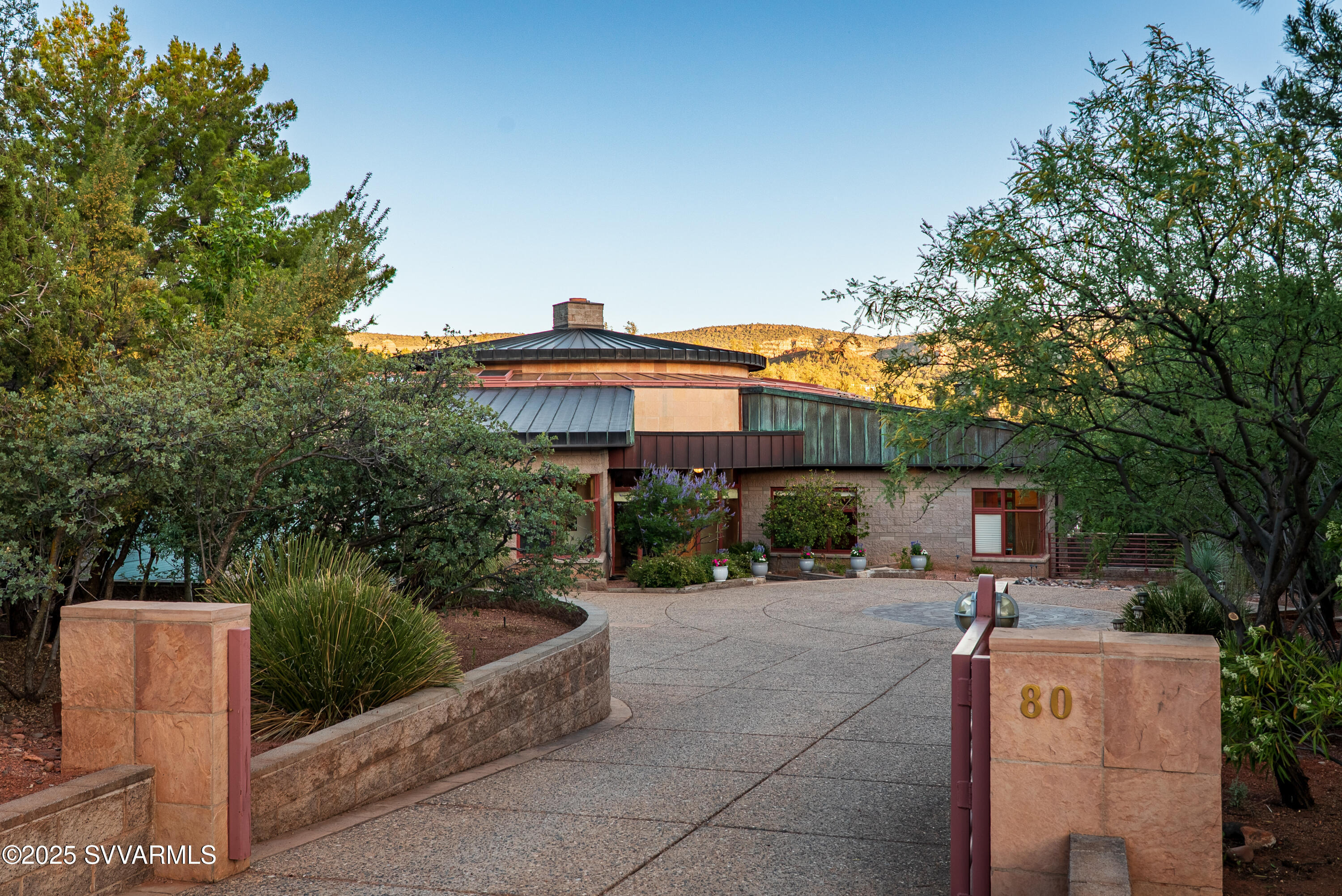 Property Photo: 80 E Wing Drive AZ 86336