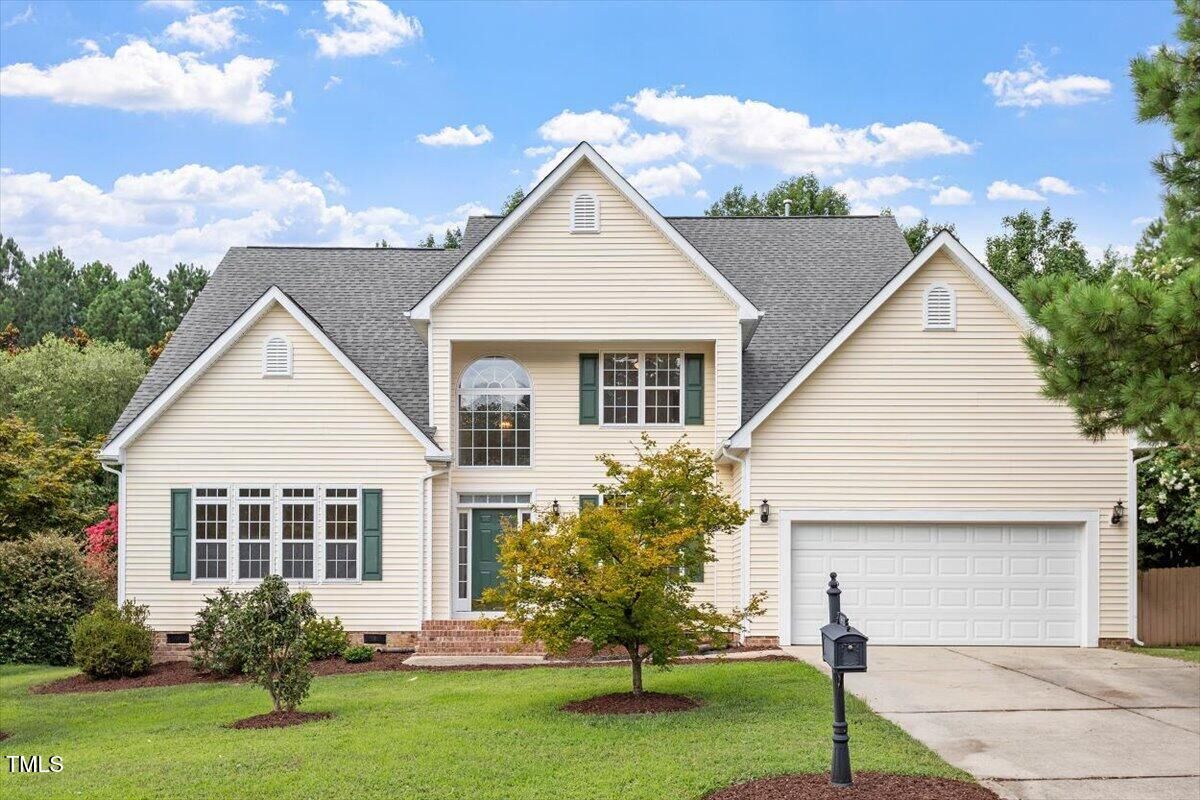 Property Photo: 207 Plyersmill Road NC 27519