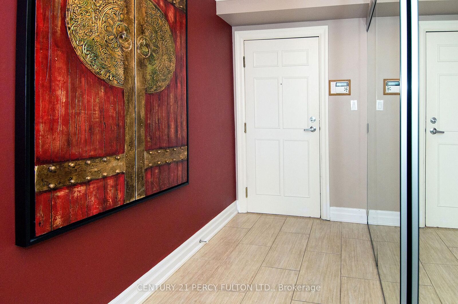 Property Photo:  5 Concorde Place 2105  ON M3C 3M8 