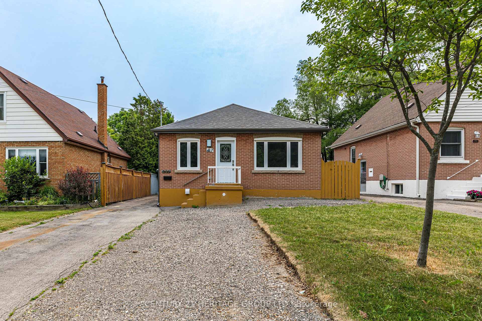 Property Photo:  291 East 24th Street Lower  ON L8V 2Y7 