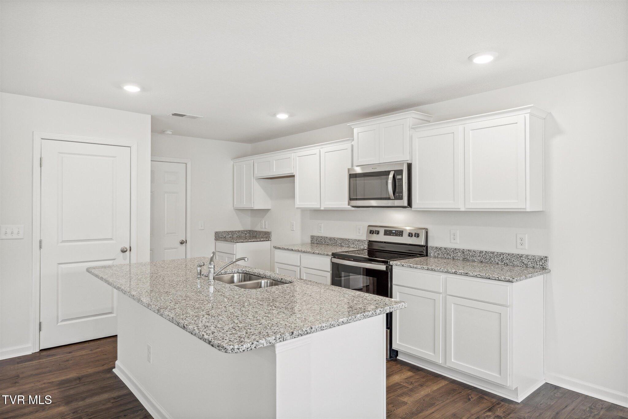 Property Photo:  1146 Aspen Terrace  TN 37745 