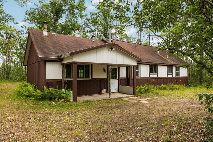 6247 Bear Lake Road  Johannesburg MI 49751 photo