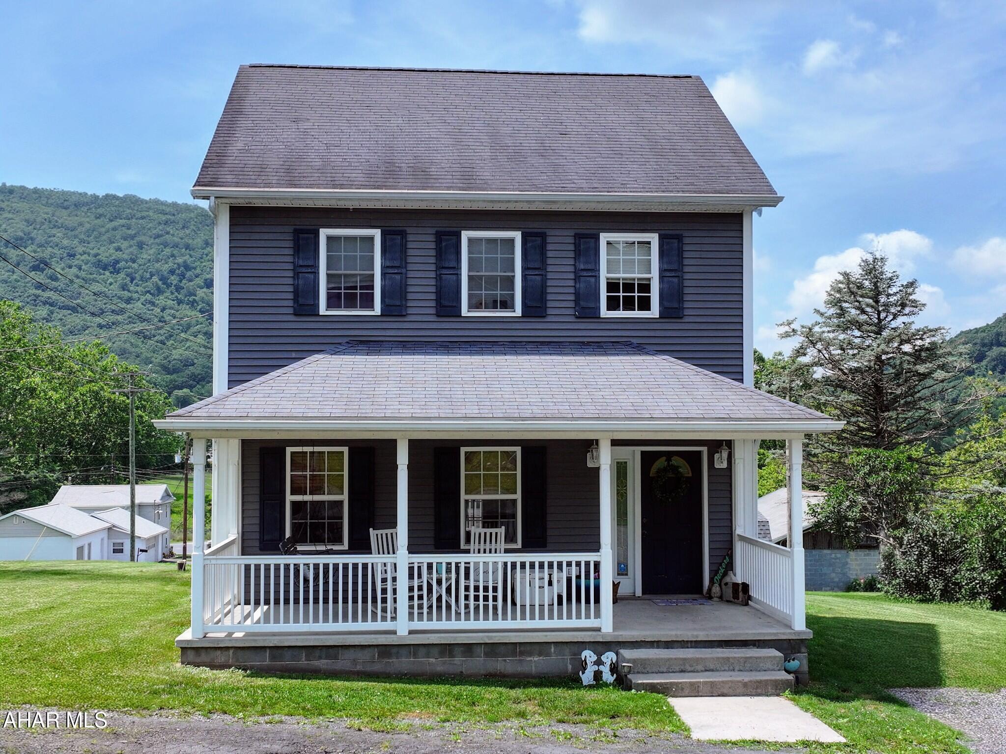 Property Photo:  261 Hazelette Street  PA 15537 
