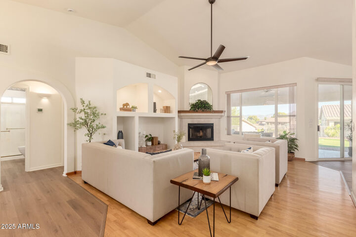 Property Photo: 10233 N Demaret Drive AZ 85268