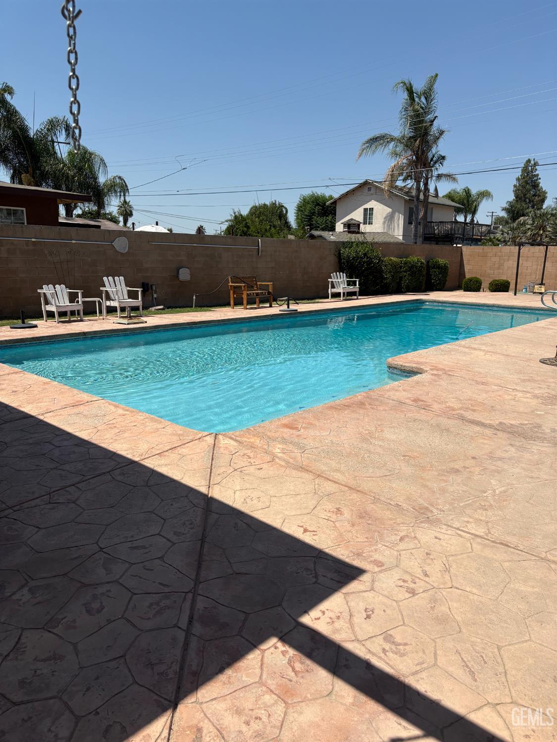 Property Photo:  1313 Quincy Street  CA 93215 
