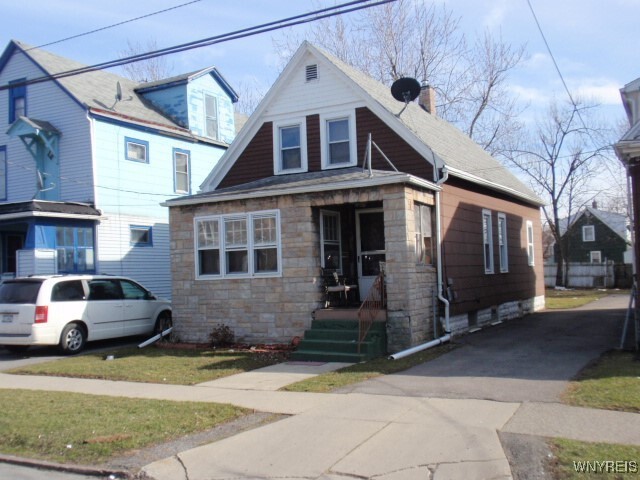 Property Photo: 11 Alma Avenue NY 14215
