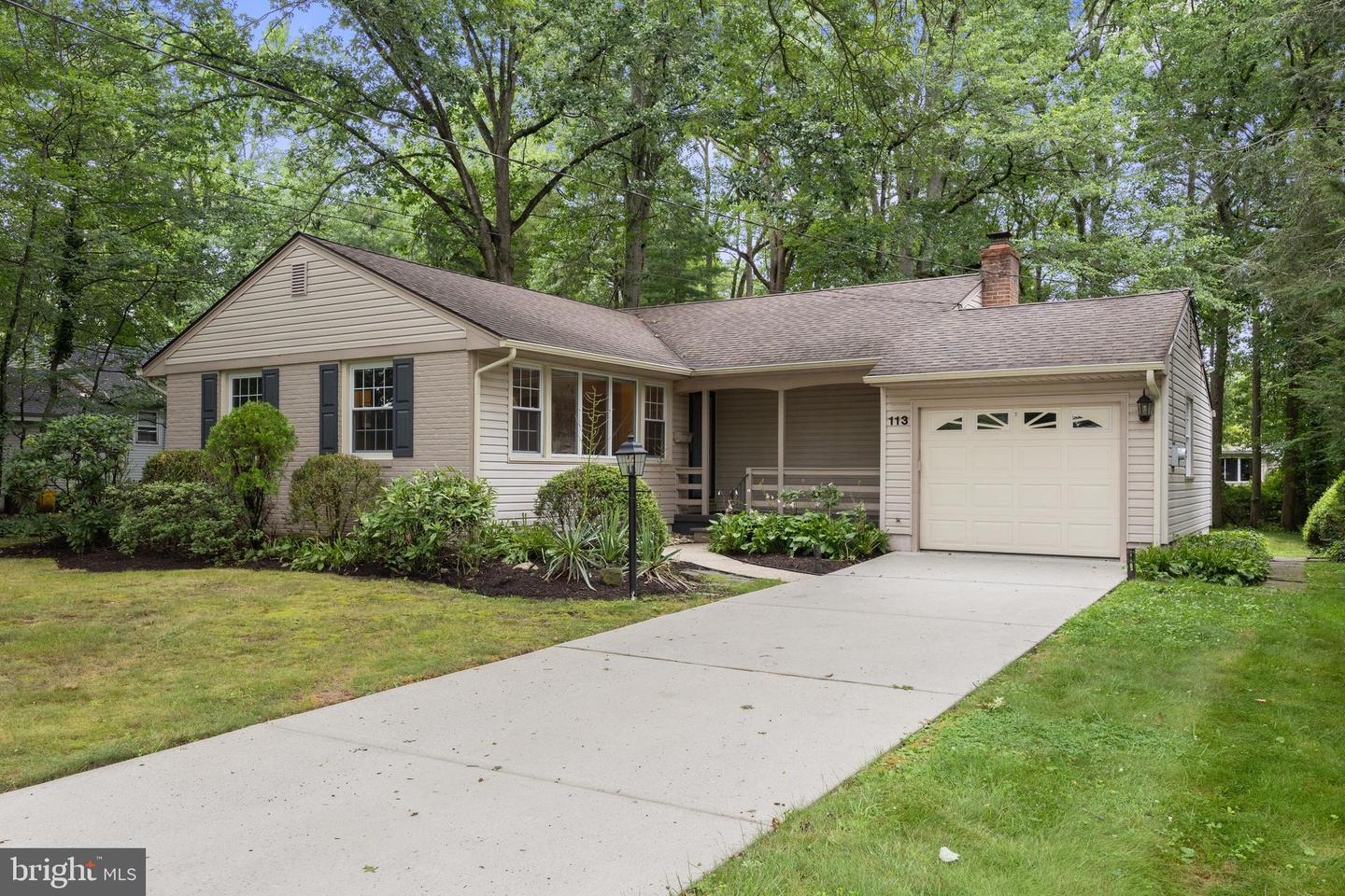 Property Photo:  113 Sharrowvale Road  NJ 08034 