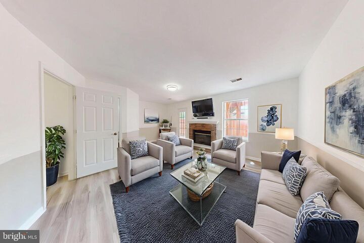 Property Photo: 45485 Baggett Terrace VA 20166