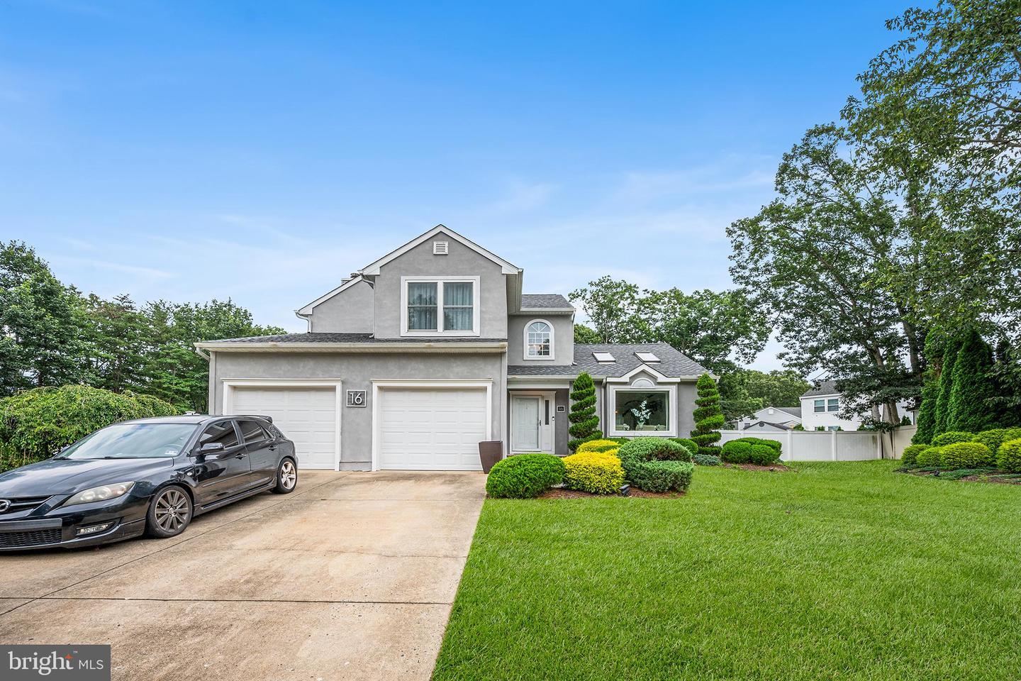 Property Photo:  16 Carr Lane  NJ 08081 