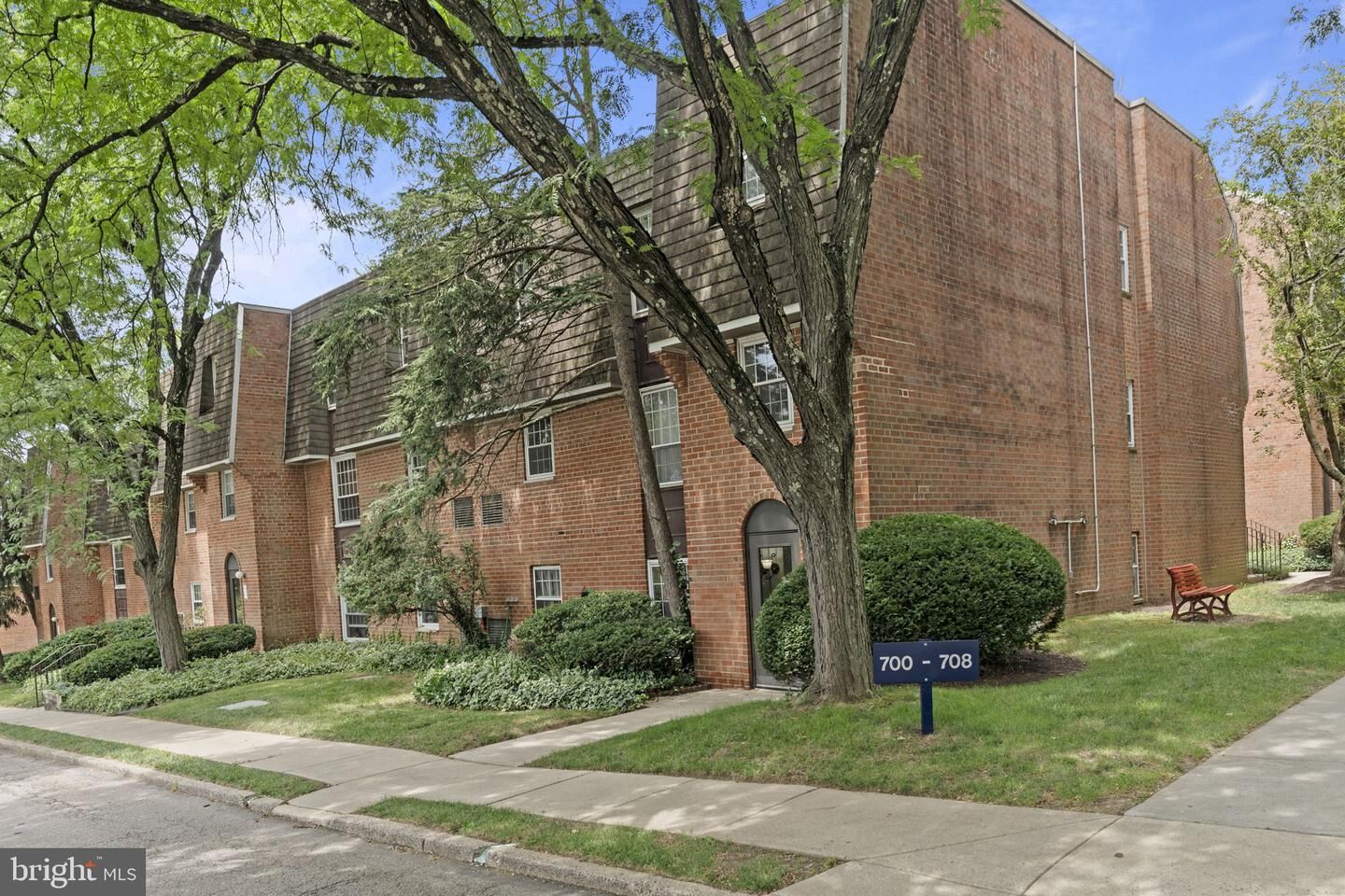 Property Photo:  4000 Gypsy Lane 700G1  PA 19129 