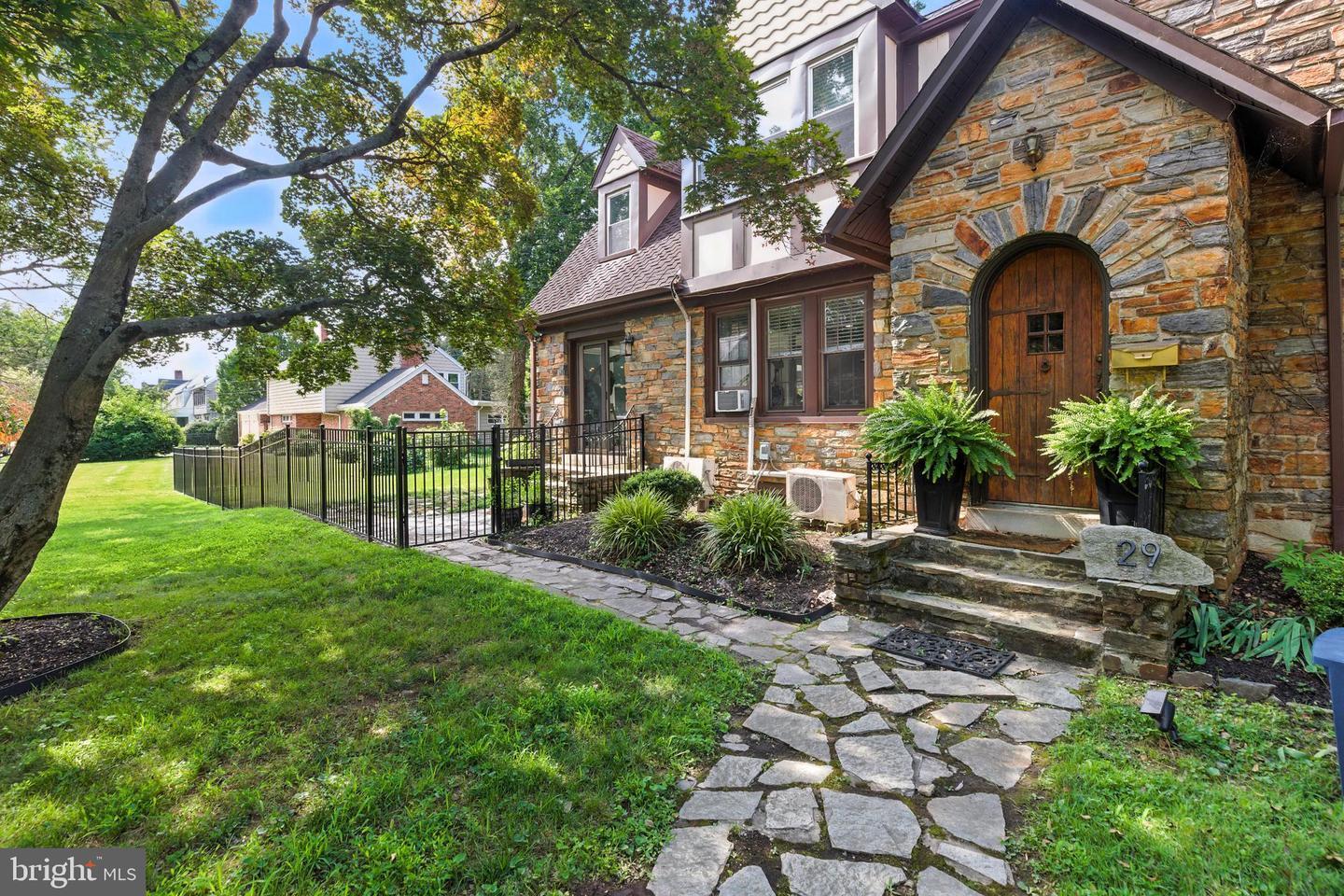 Property Photo:  29 Morningside Drive  NJ 08618 