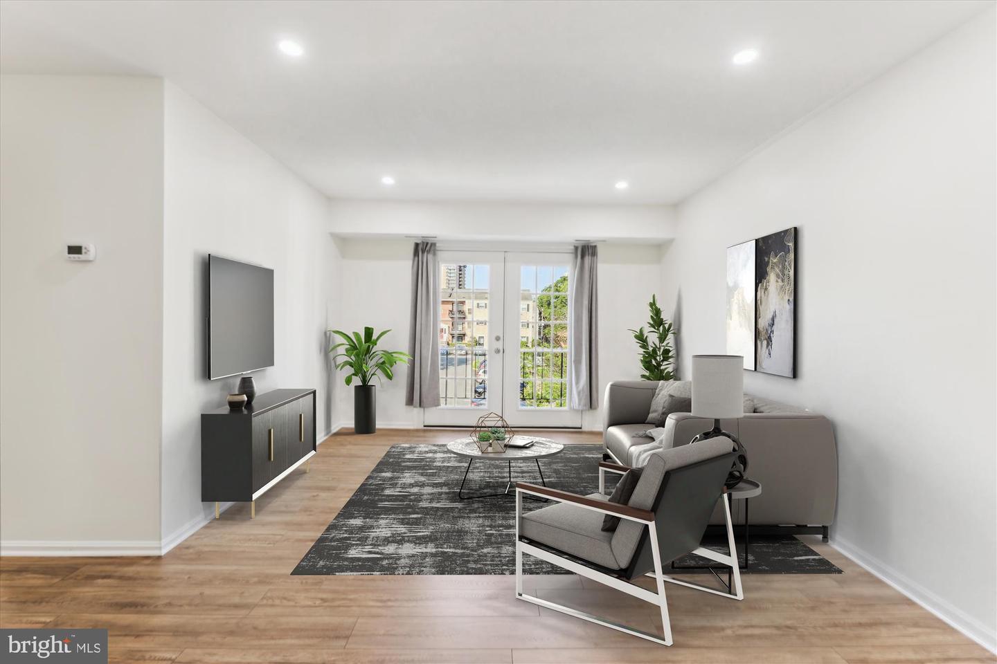 Property Photo:  434 N Armistead Street 304  VA 22312 