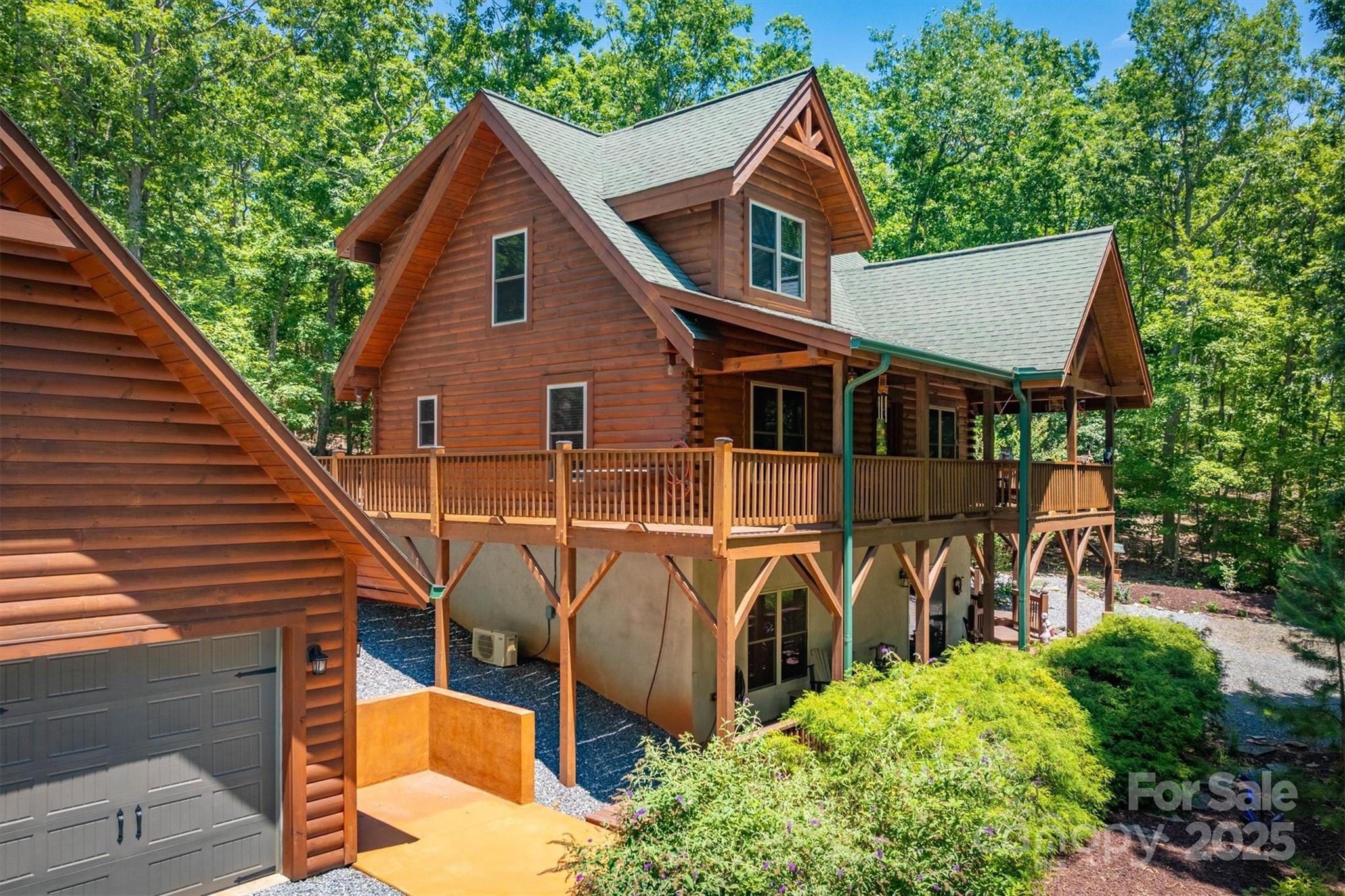 Property Photo:  203 Mountain Vista Drive  NC 28761 