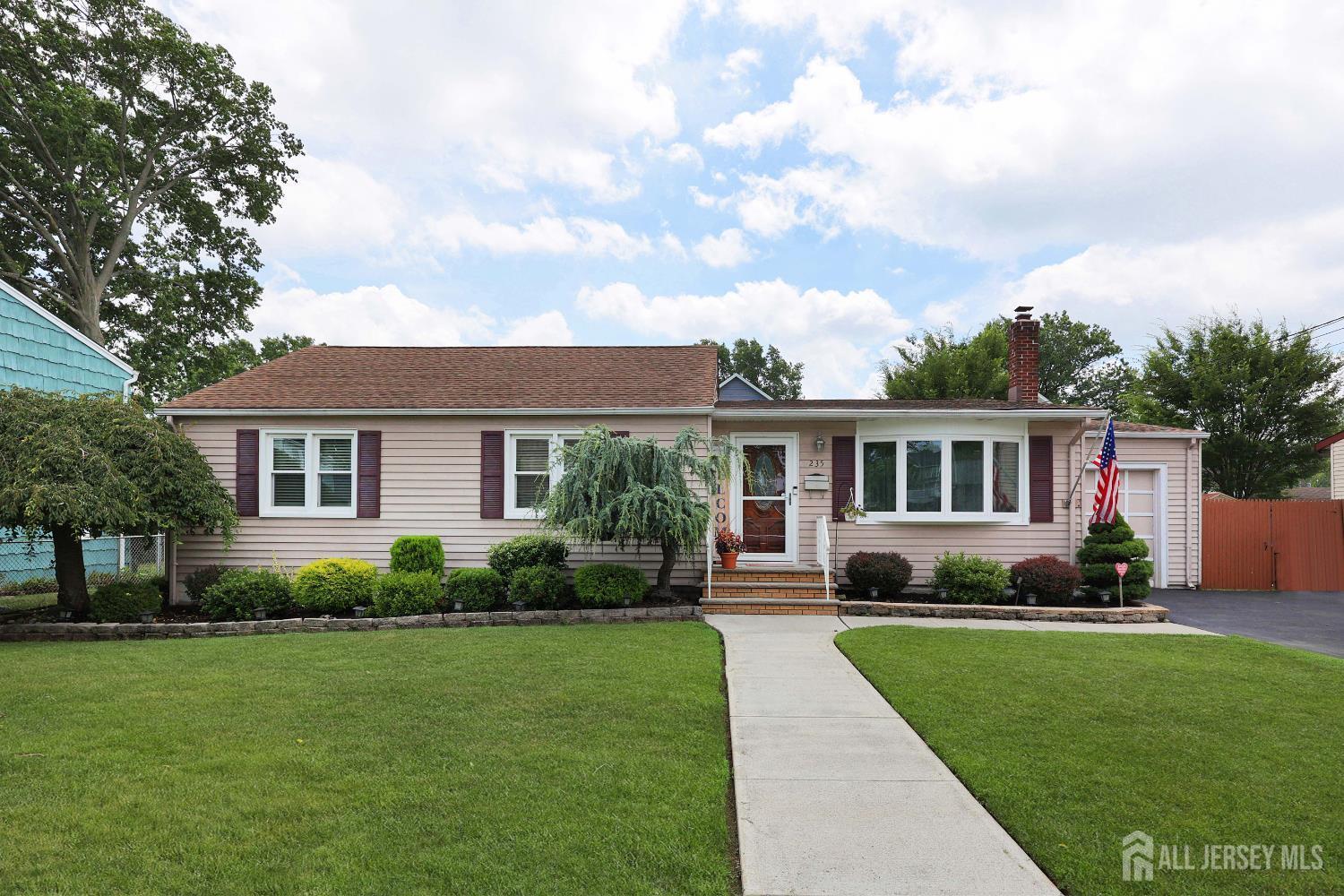 235 Mawbey Street  Woodbridge Proper NJ 07095 photo