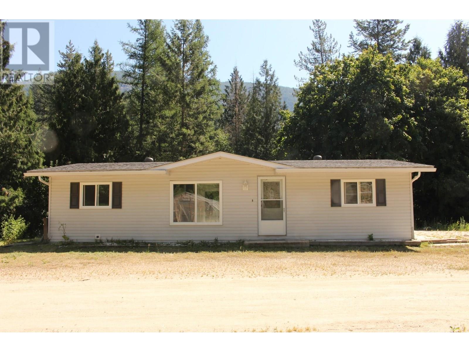 Photo de la propriété: 1531 Mountain Ridge Road BC V1N 4S2