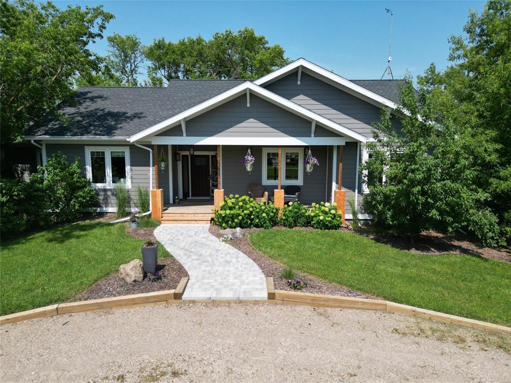 Property Photo: 385 South Railway Street MB R0K 0L0