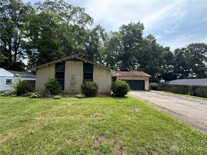 Property Photo: 1442 Fudge Drive OH 45434