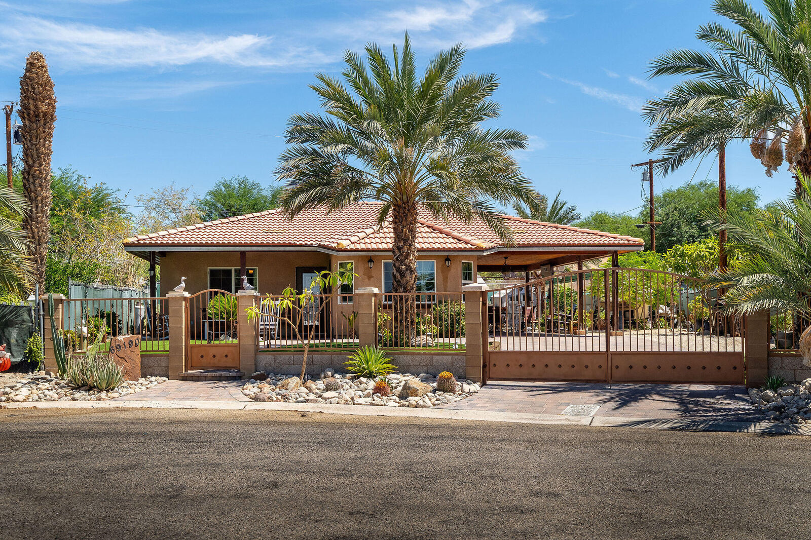 Property Photo:  69190 Anchor Circle  CA 92254 