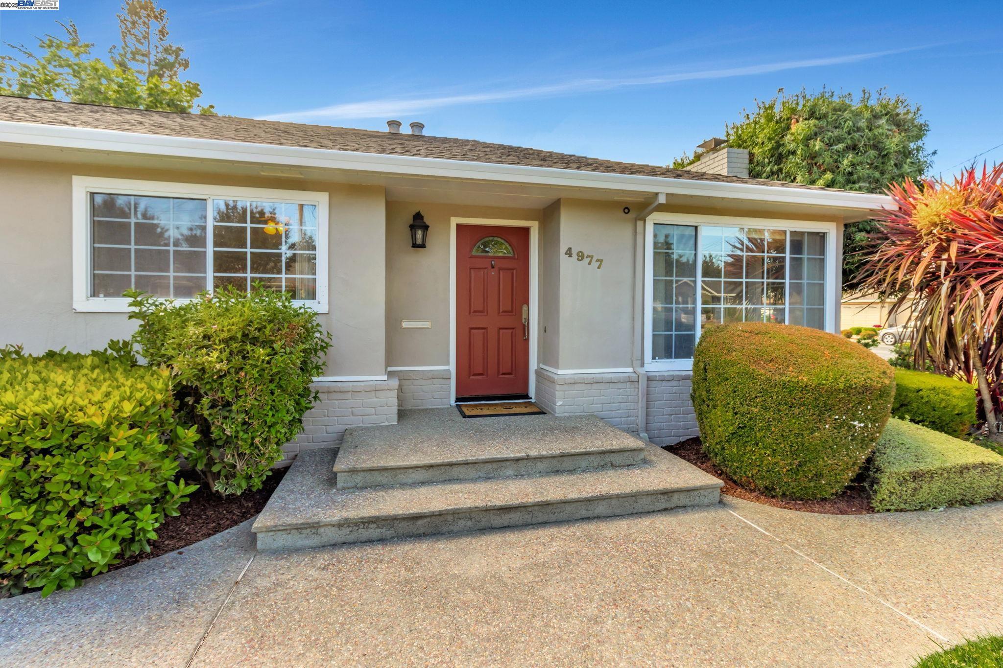 Property Photo:  4977 Evans Ave  CA 94536 