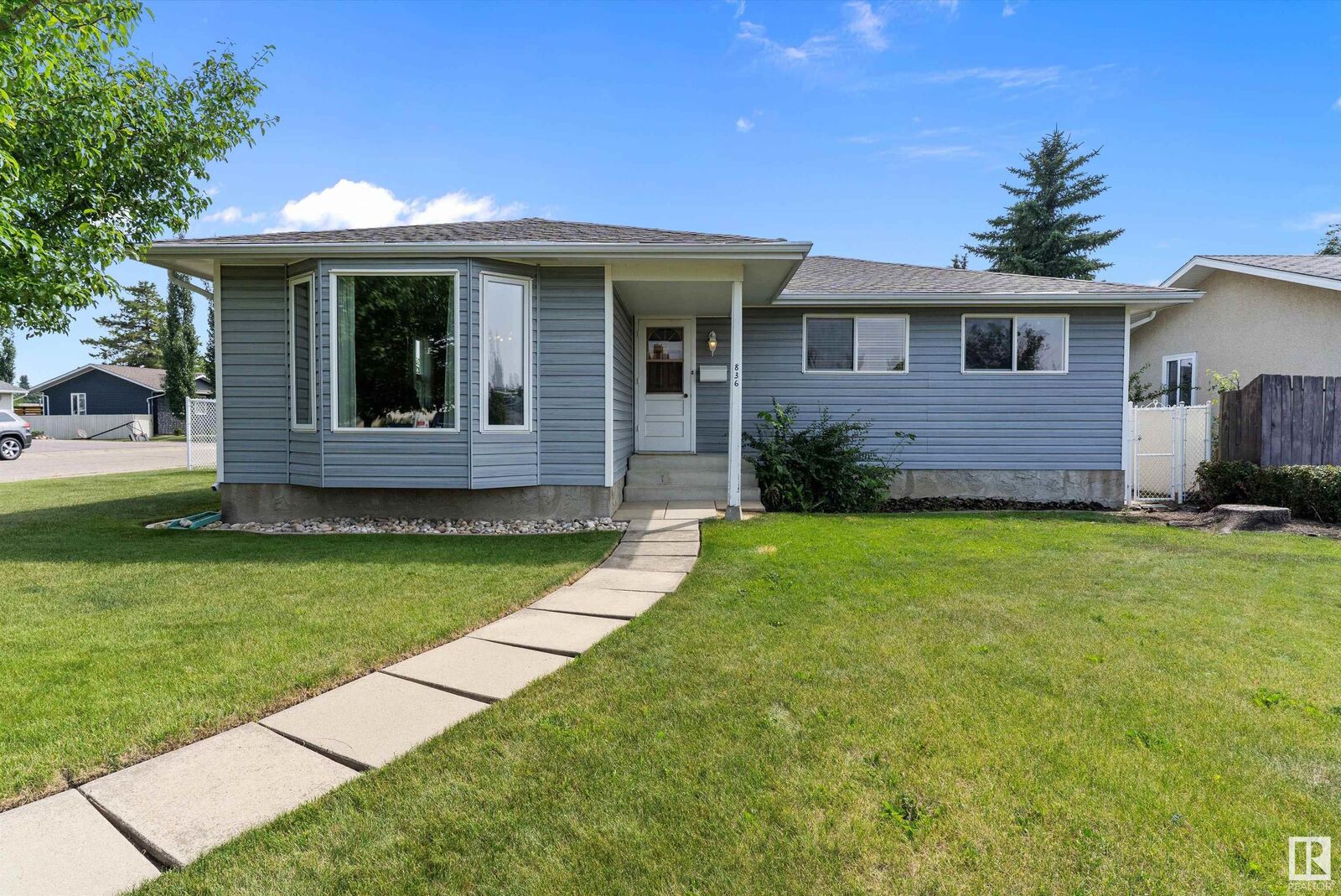 Property Photo: 836 Knottwood Road NW AB T6K 2V2