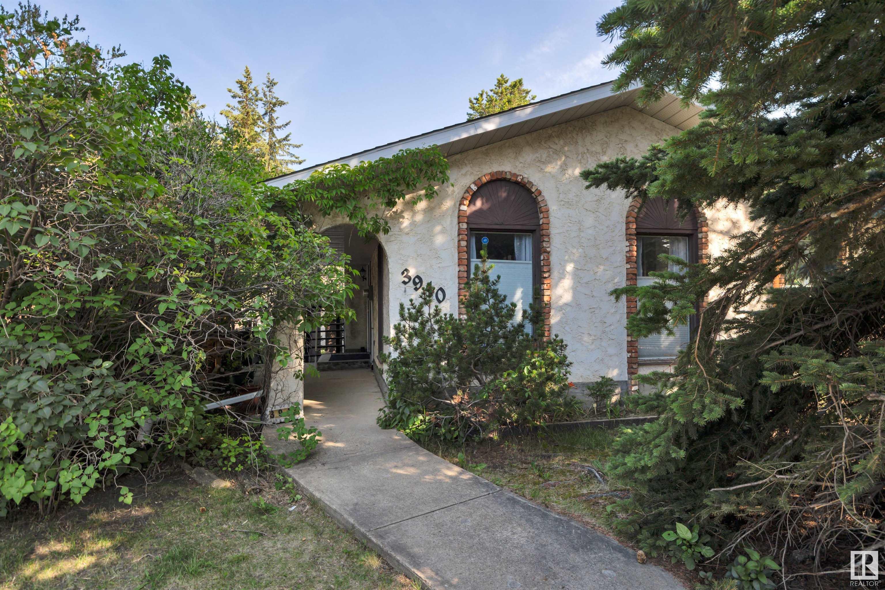 Property Photo: 3940 62 Street NW AB T6L 1A6
