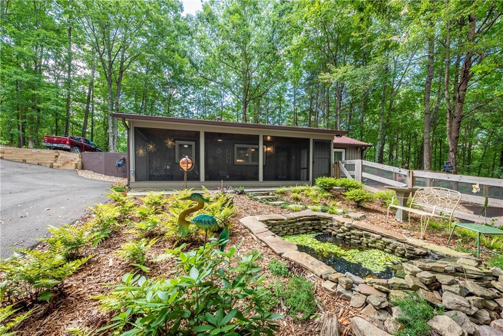 Property Photo: 175 Sleepy Hollow Trail GA 30143