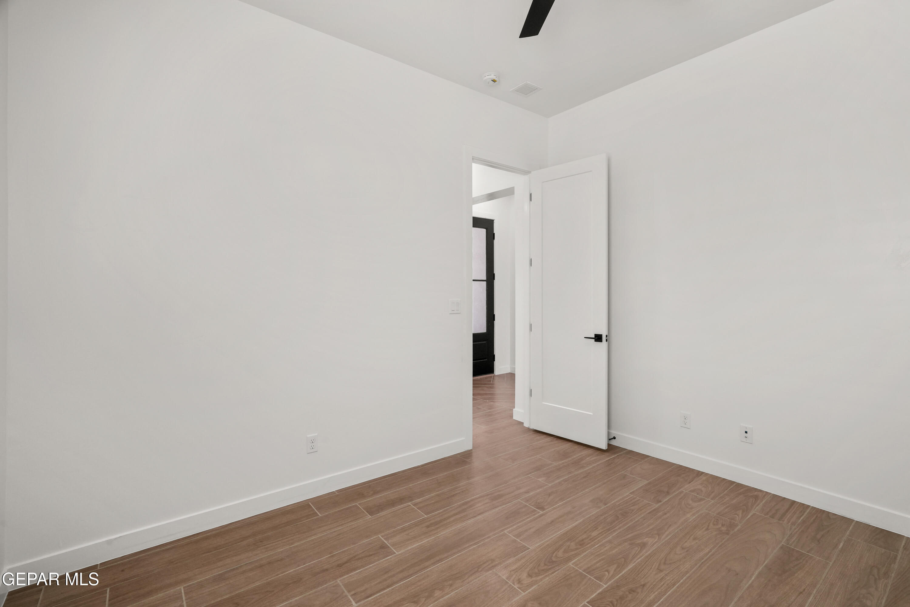 Property Photo:  1815 Kelsey Davis Avenue  TX 79928 