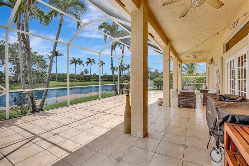 Property Photo: 4202 Staghorn Ln FL 33331