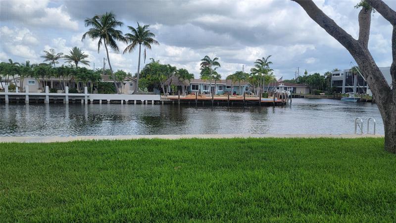 Property Photo: 711 SE 7th Ave 5 FL 33060
