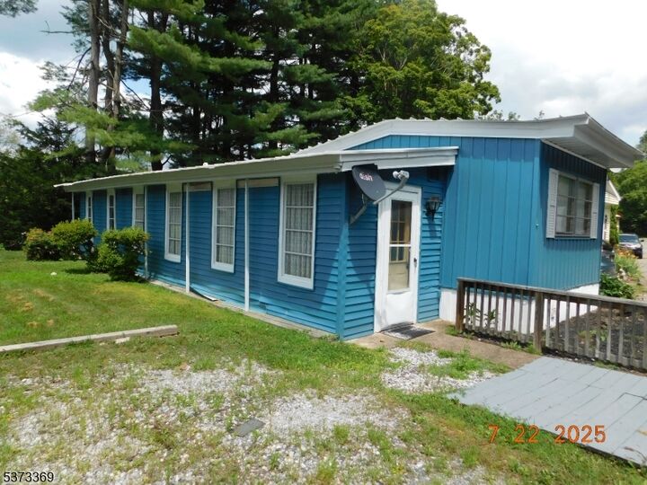 Property Photo:  62 Back St  NJ 07863 