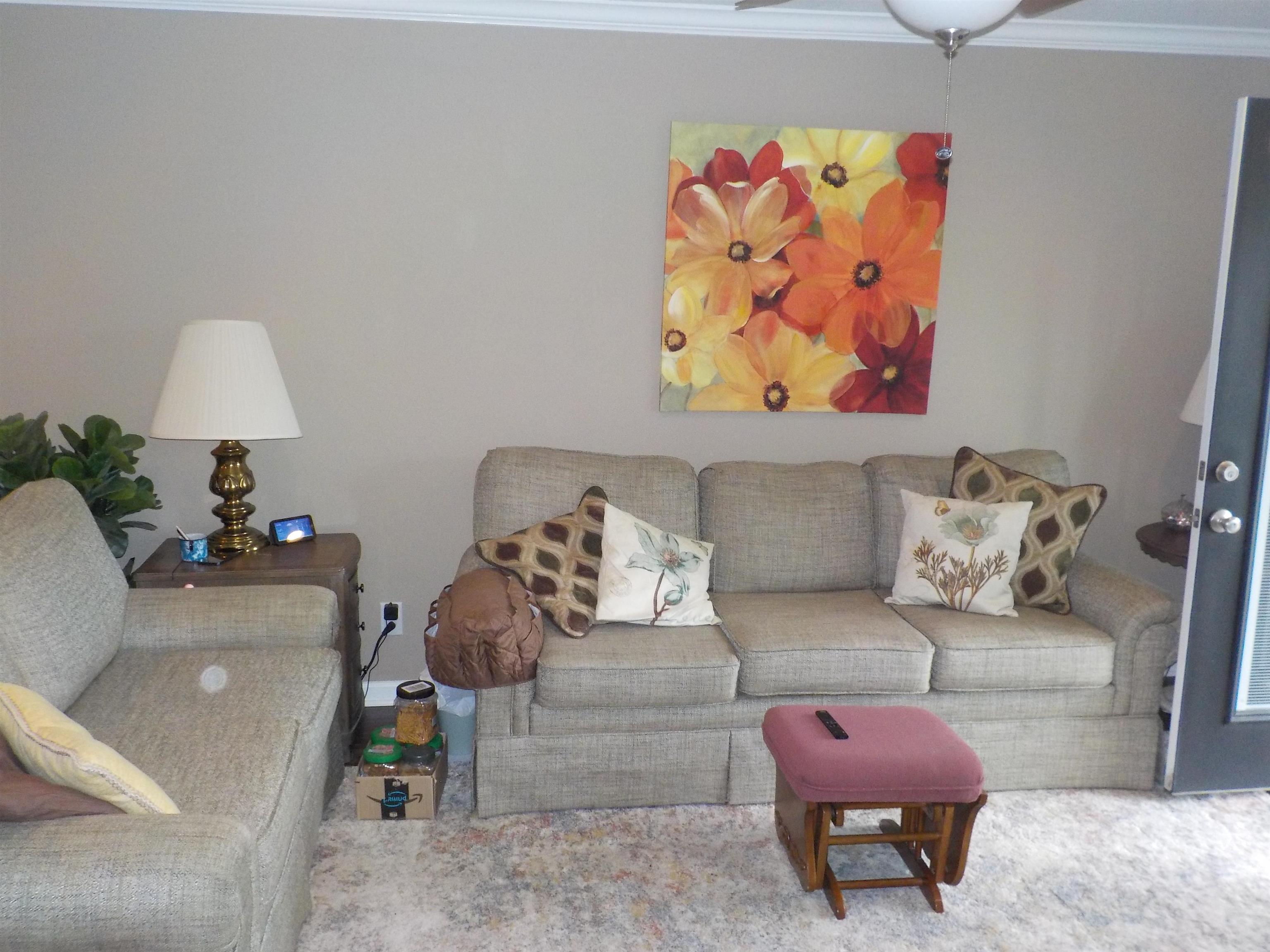 Property Photo: 2127 Augusta Dr #B KY 42420