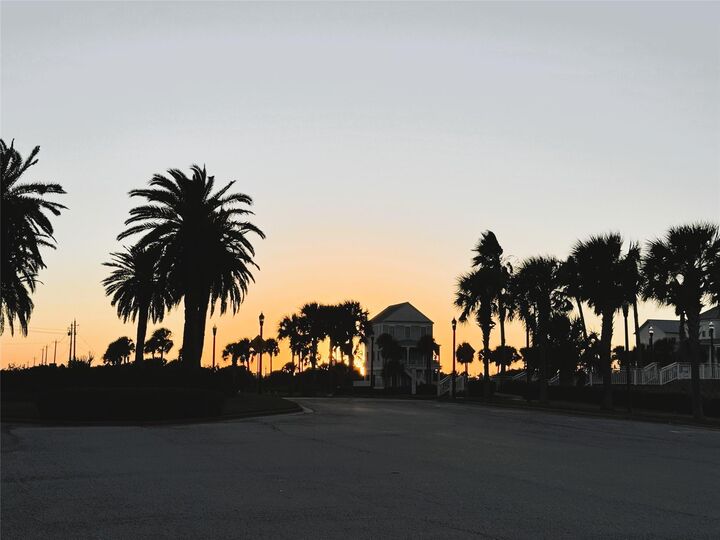 Property Photo:  722-726 Ramsar Road  TX 77550 