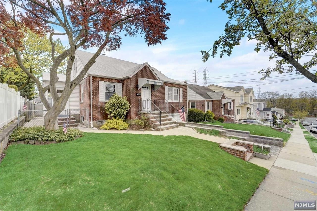 Property Photo: 101 Bogle Ave NJ 07031