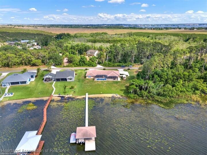 Property Photo:  200 Cloverleaf Road  FL 33852 