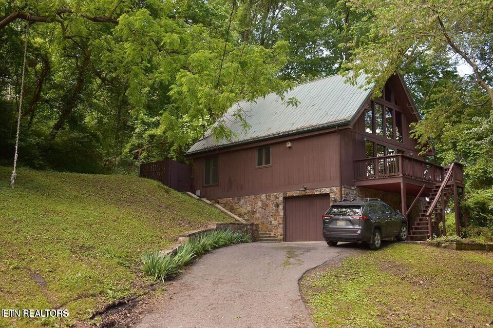 Property Photo: 515 Englewood Rd KY 40965
