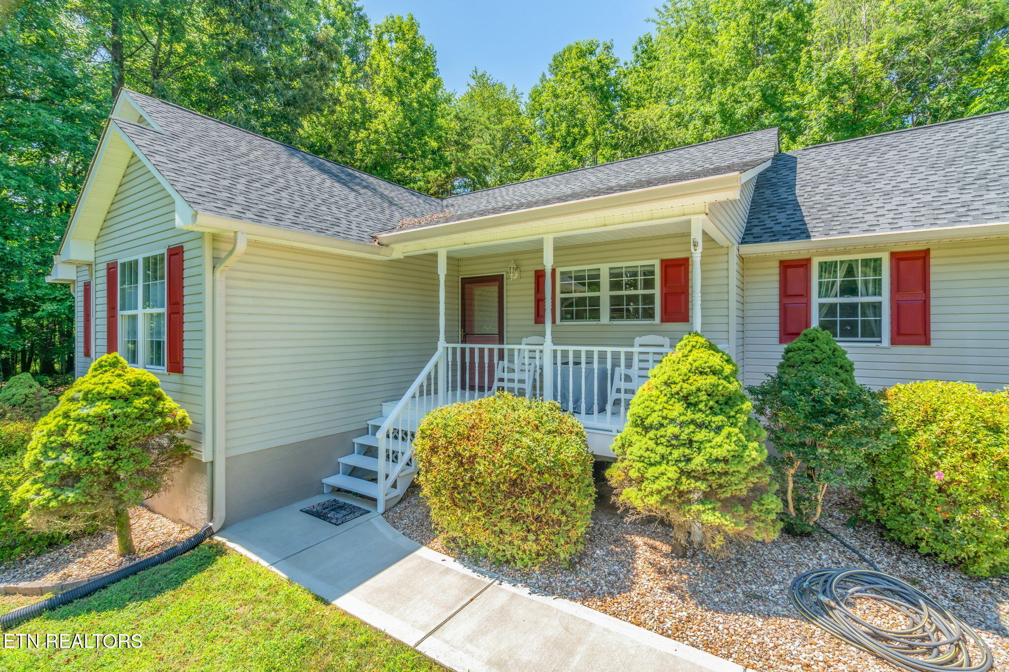 Property Photo: 188 Cornell Drive TN 37854