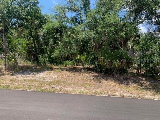 Property Photo: 3321 Audette Street FL 33948